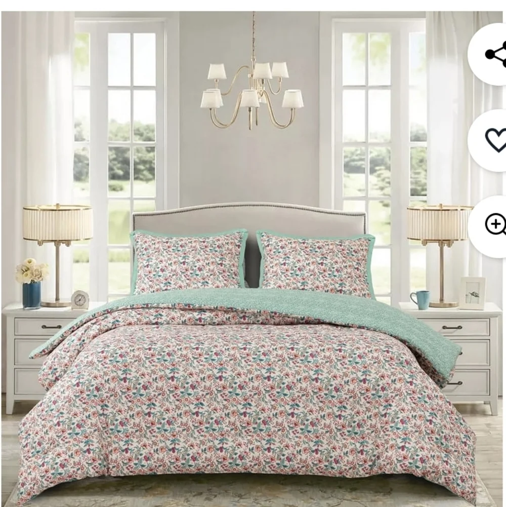 (6) Vera Bradley Heart Floral  3piece  Comforter Set
